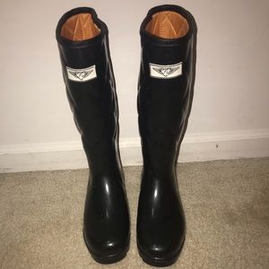 Black rain boots